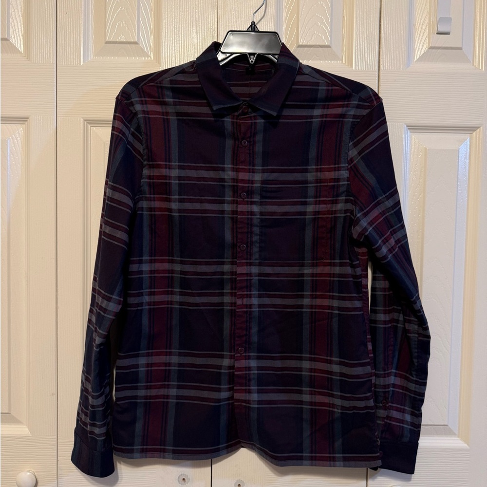 Lululemon Masons Peak Flannel Size Médium